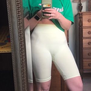 GYMSHARK biker shorts